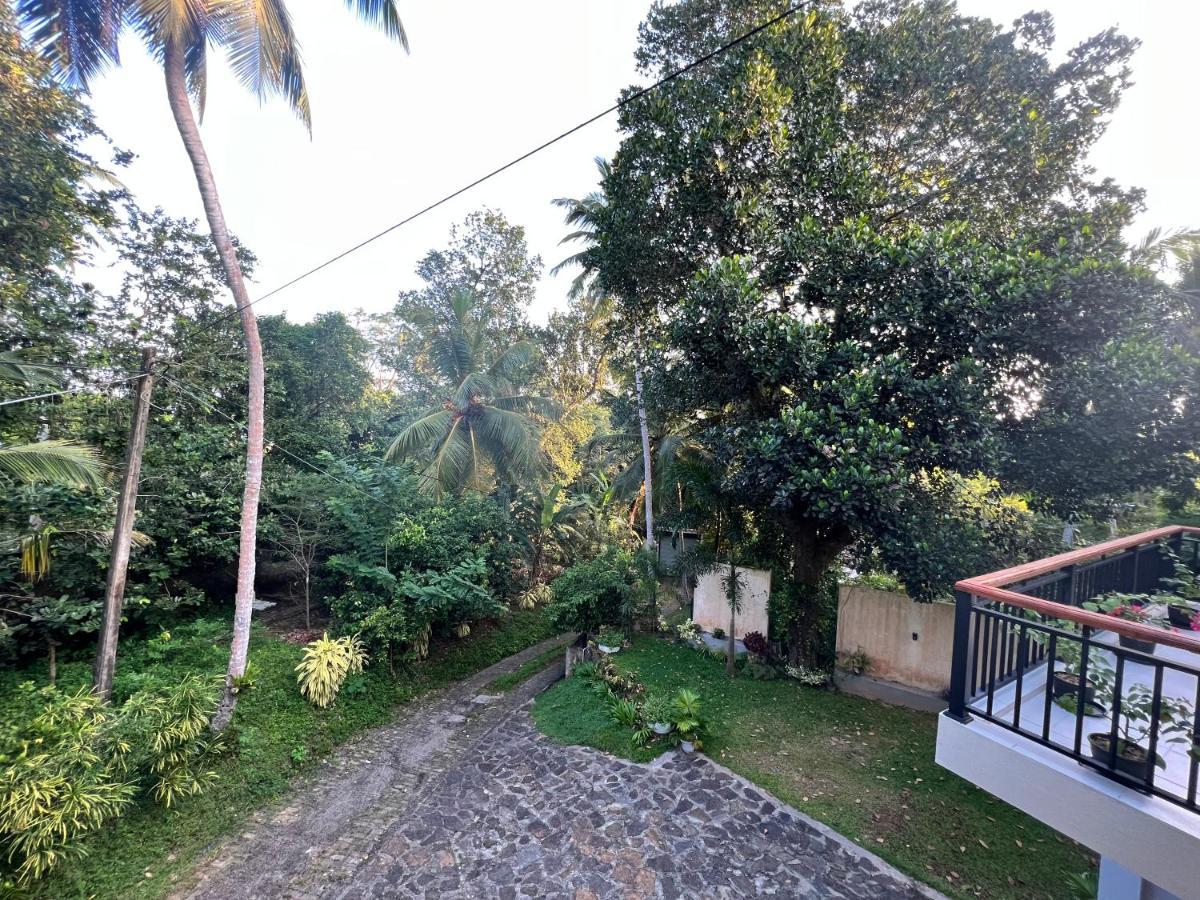 Villa Siri Tropical Retreat Hikkaduwa Exterior foto